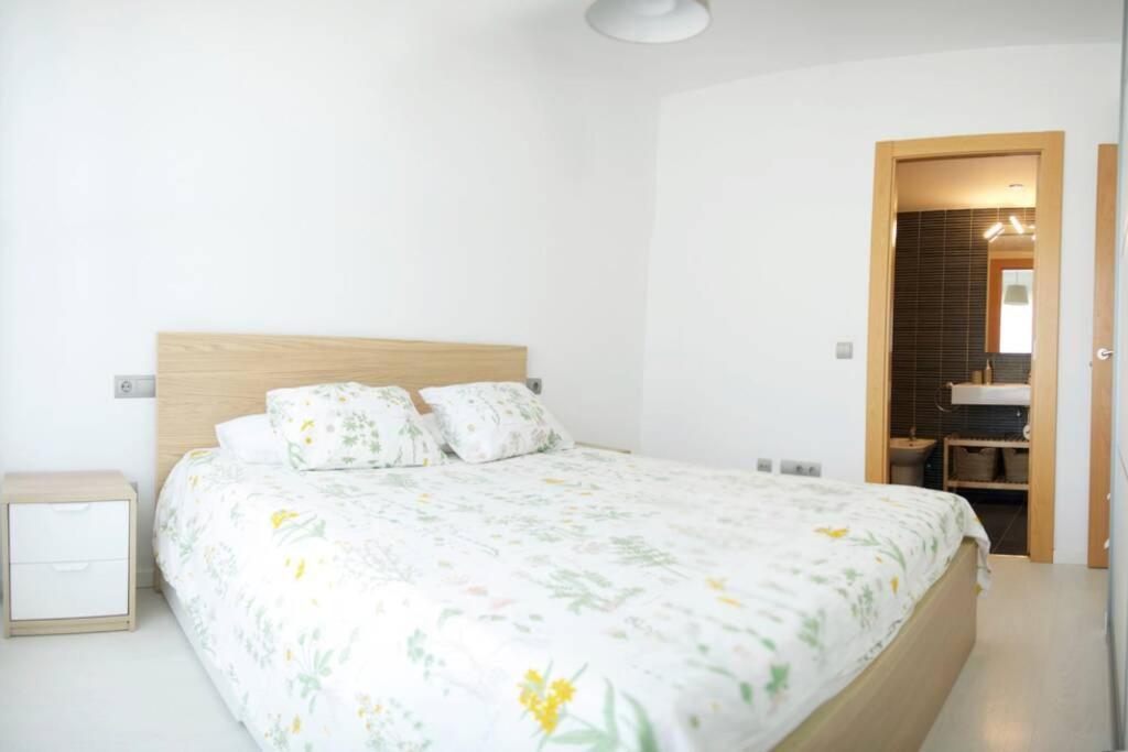 Apartamento Diseno A Cien Metros Del Mar. Torredembarra Exterior foto